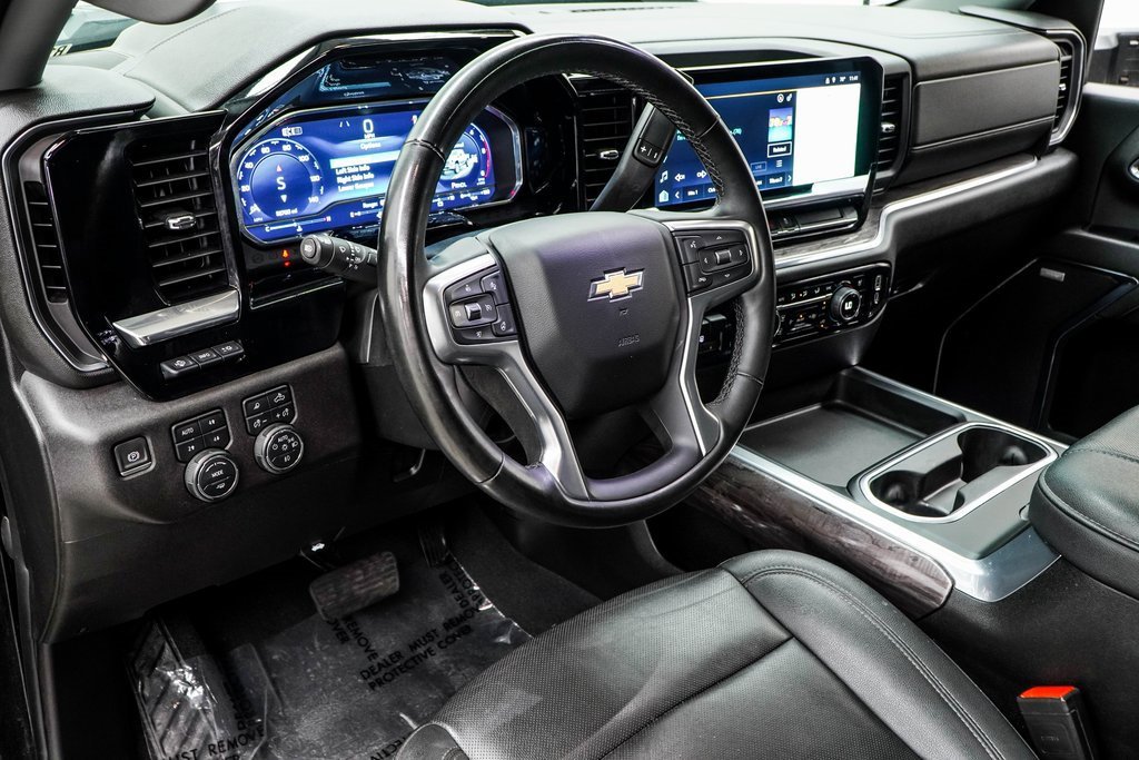 Used 2024 Chevrolet Silverado 3500 LTZ w/ LTZ Premium Package image 14