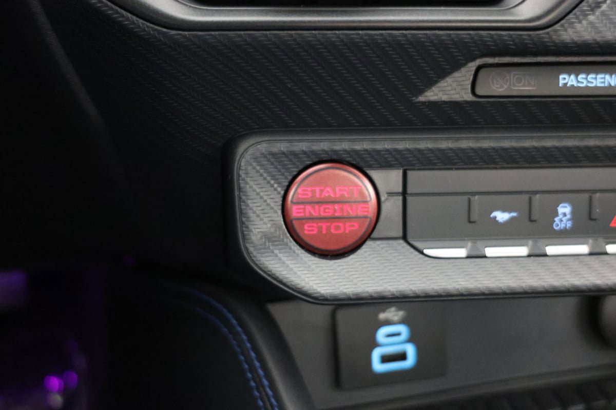 Used 2024 Ford Mustang Dark Horse RWD image 18