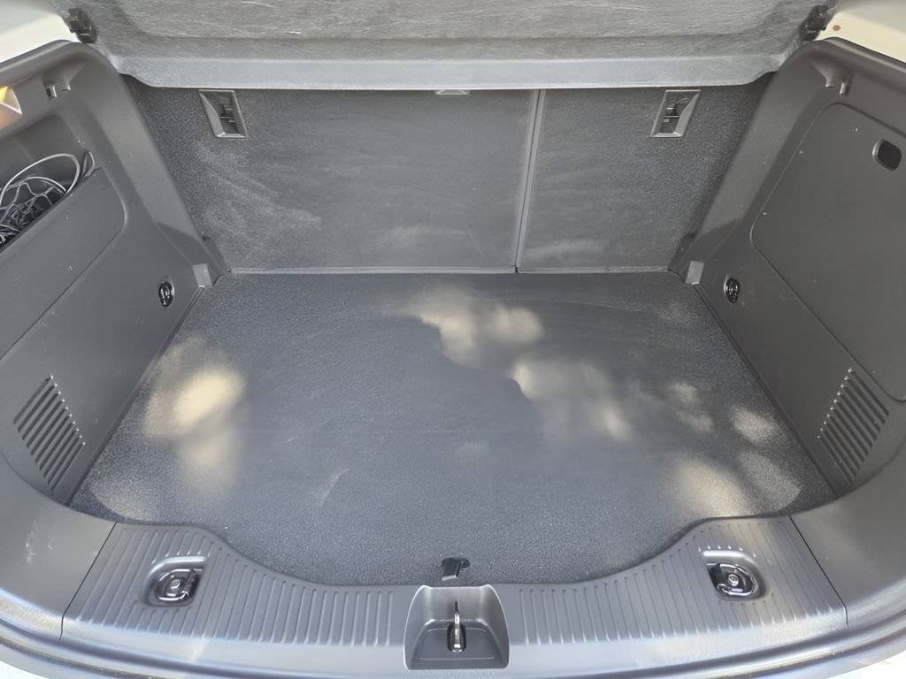 Used 2020 Buick Encore Preferred FWD image 31