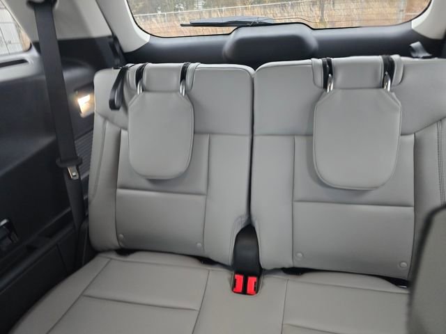 New 2026 Ford Explorer Active w/ Active Comfort Package image 13