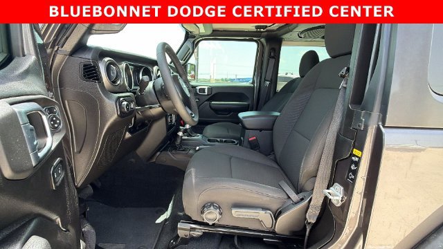 Certified 2023 Jeep Wrangler Sport AWD/4WD image 11