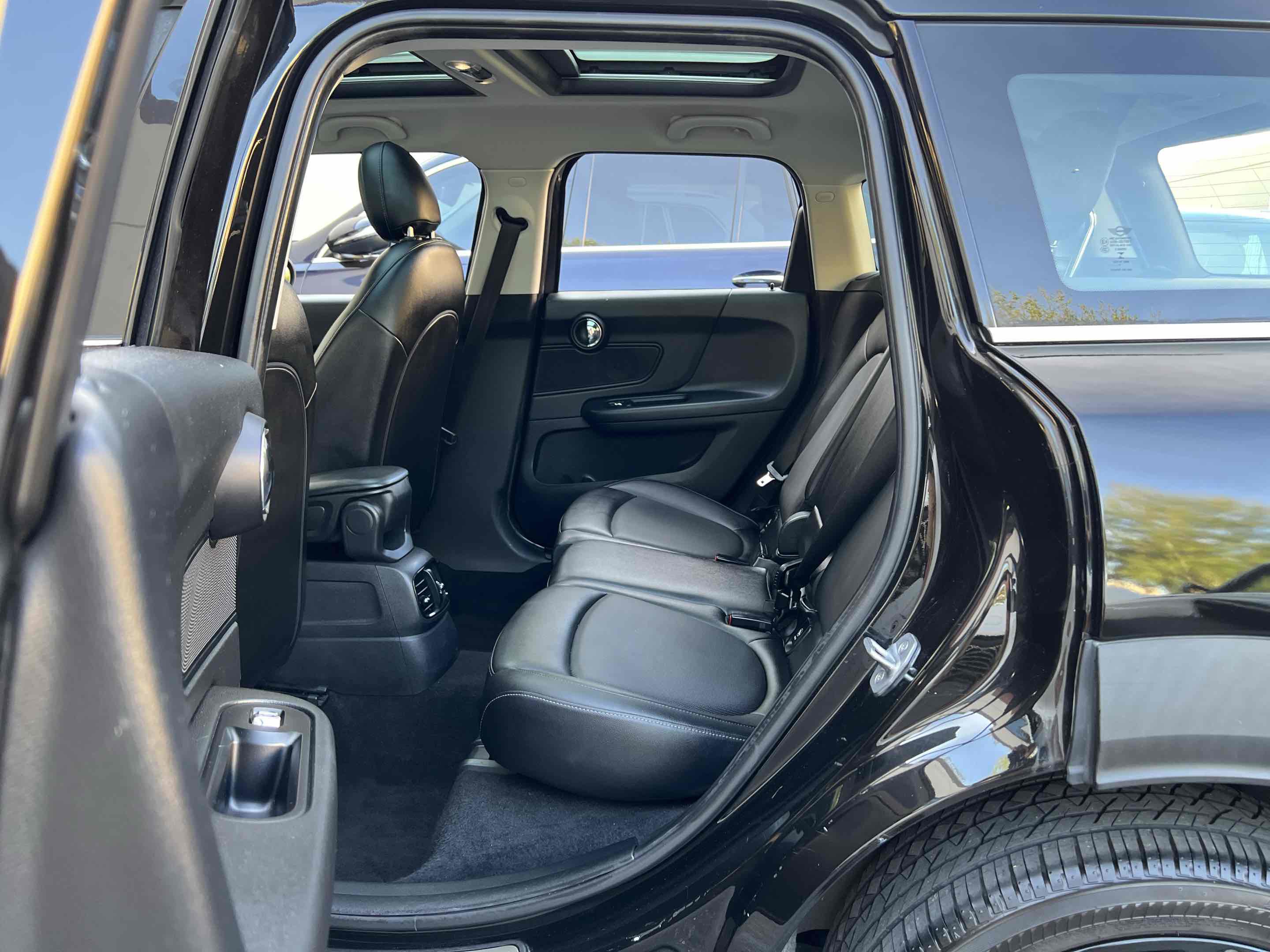 Used 2017 MINI Cooper Countryman image 5