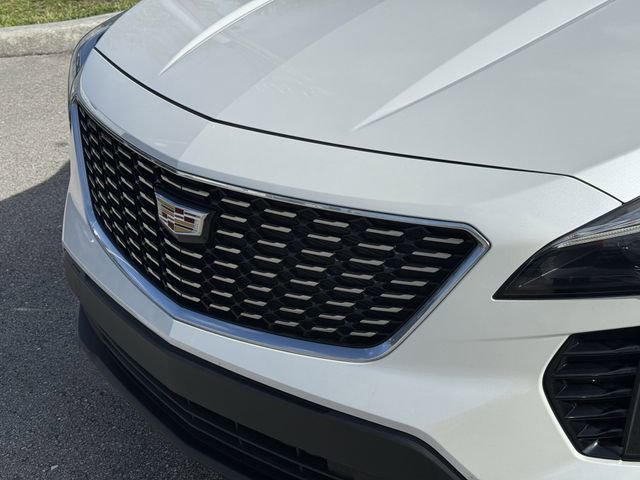Used 2021 Cadillac XT4 Luxury w/ Driver Awareness Package FWD image 6
