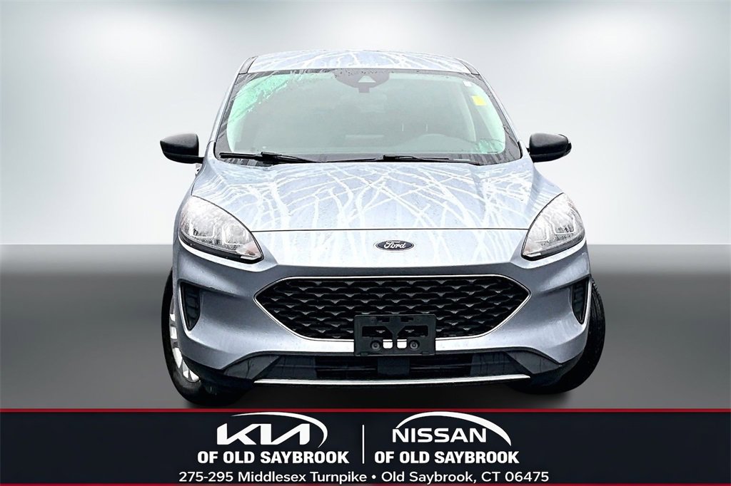 Used 2022 Ford Escape SE image 2