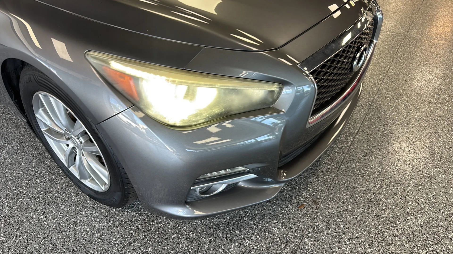 Used 2014 INFINITI Q50 Premium w/ Spare Tire Package RWD image 28