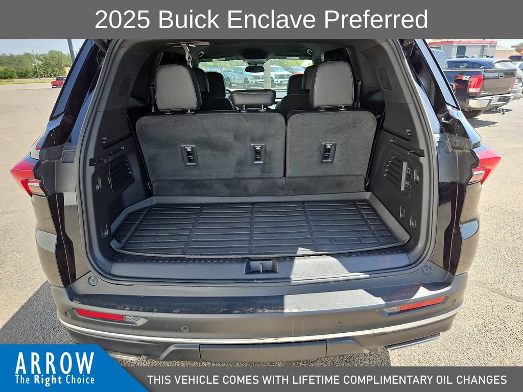 Used 2025 Buick Enclave Preferred w/ Power Package FWD image 18