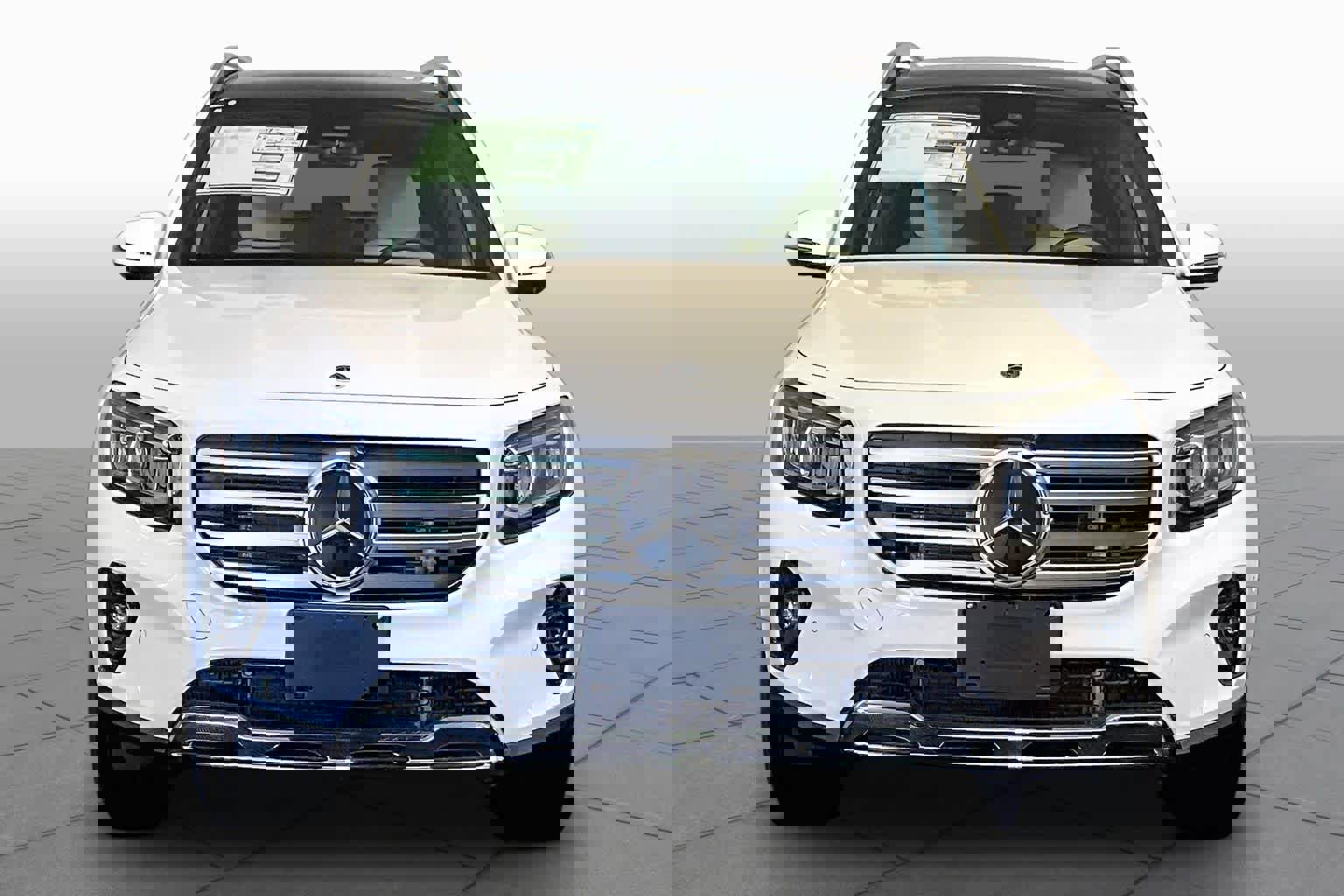 New 2026 Mercedes-Benz GLB 250 4MATIC image 2