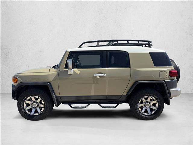 Used 2014 Toyota FJ Cruiser 4WD w/ Convenience Package image 8