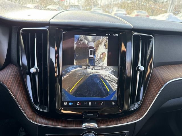 Used 2024 Volvo XC60 B5 Plus image 28