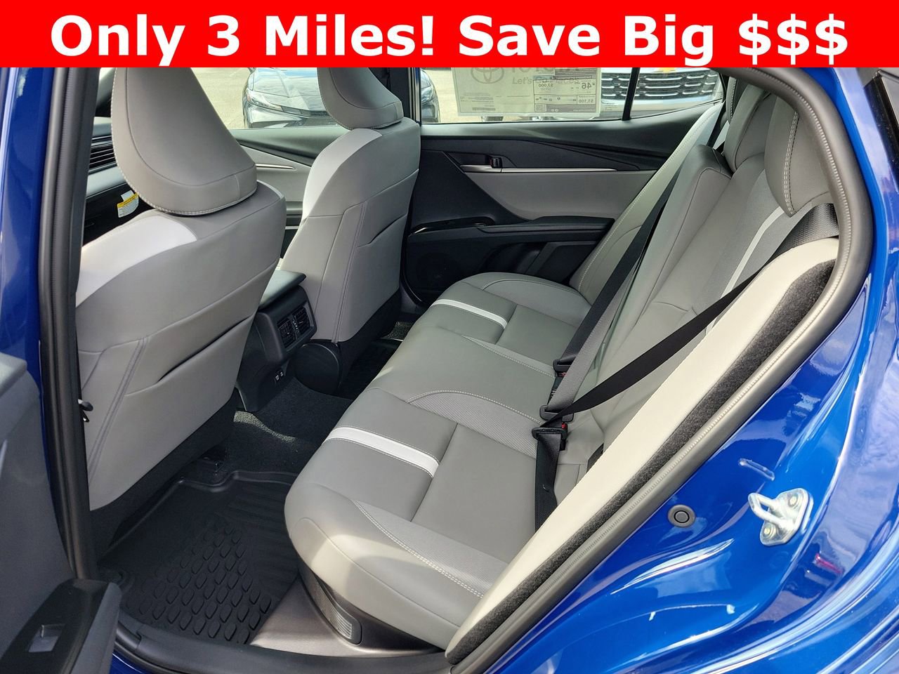 Used 2026 Toyota Camry SE image 11