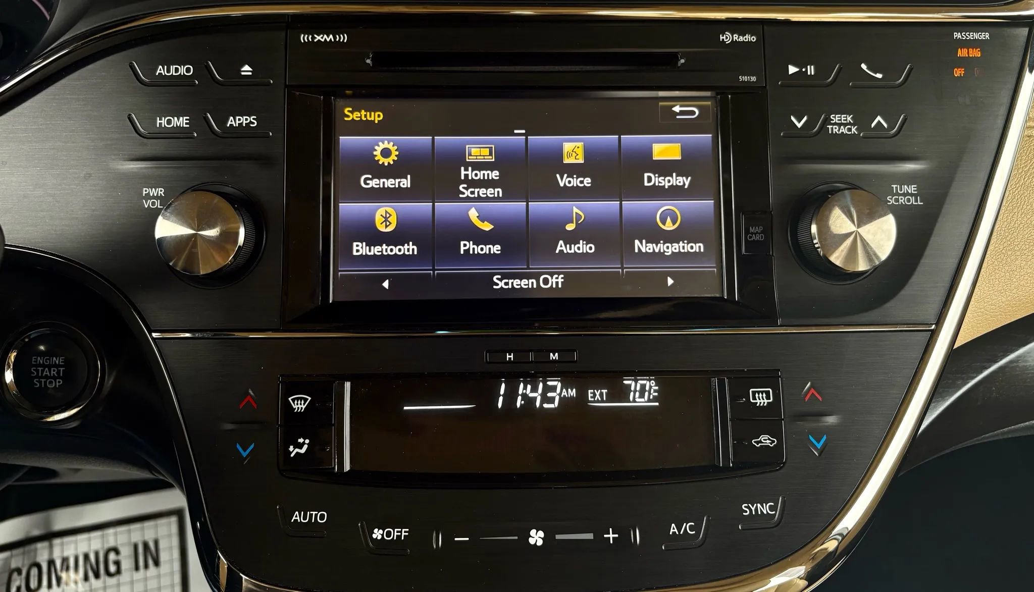 Used 2017 Toyota Avalon XLE Premium image 30