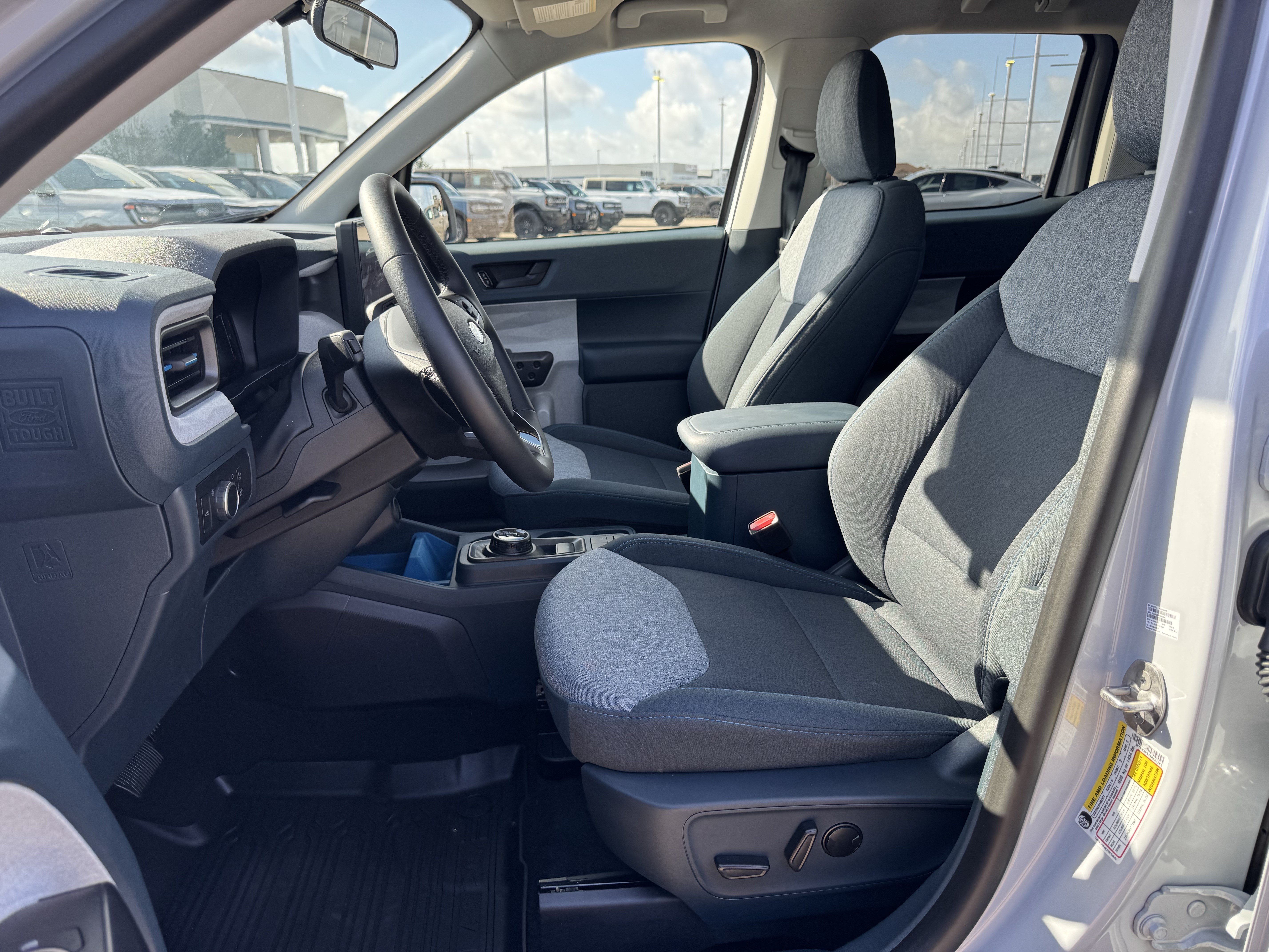 New 2026 Ford Maverick XLT w/ XLT Luxury Package FWD image 19