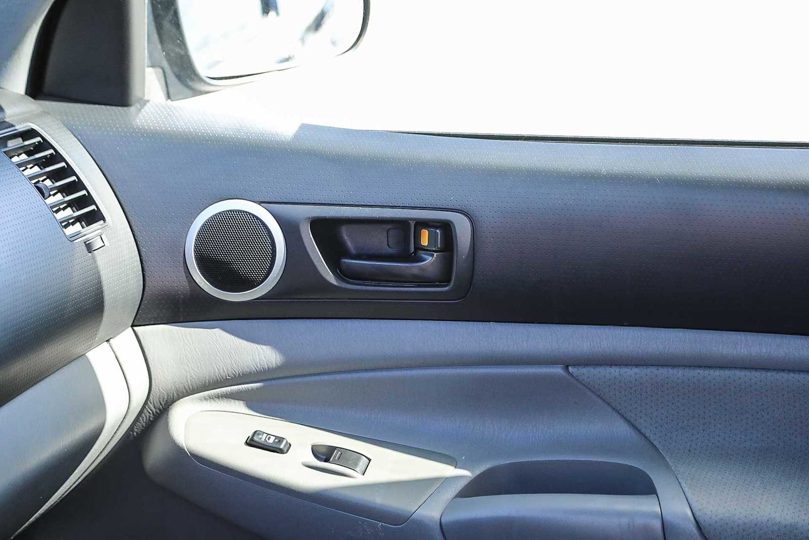 Used 2011 Toyota Tacoma PreRunner w/ SR5 Pkg #2 RWD image 21