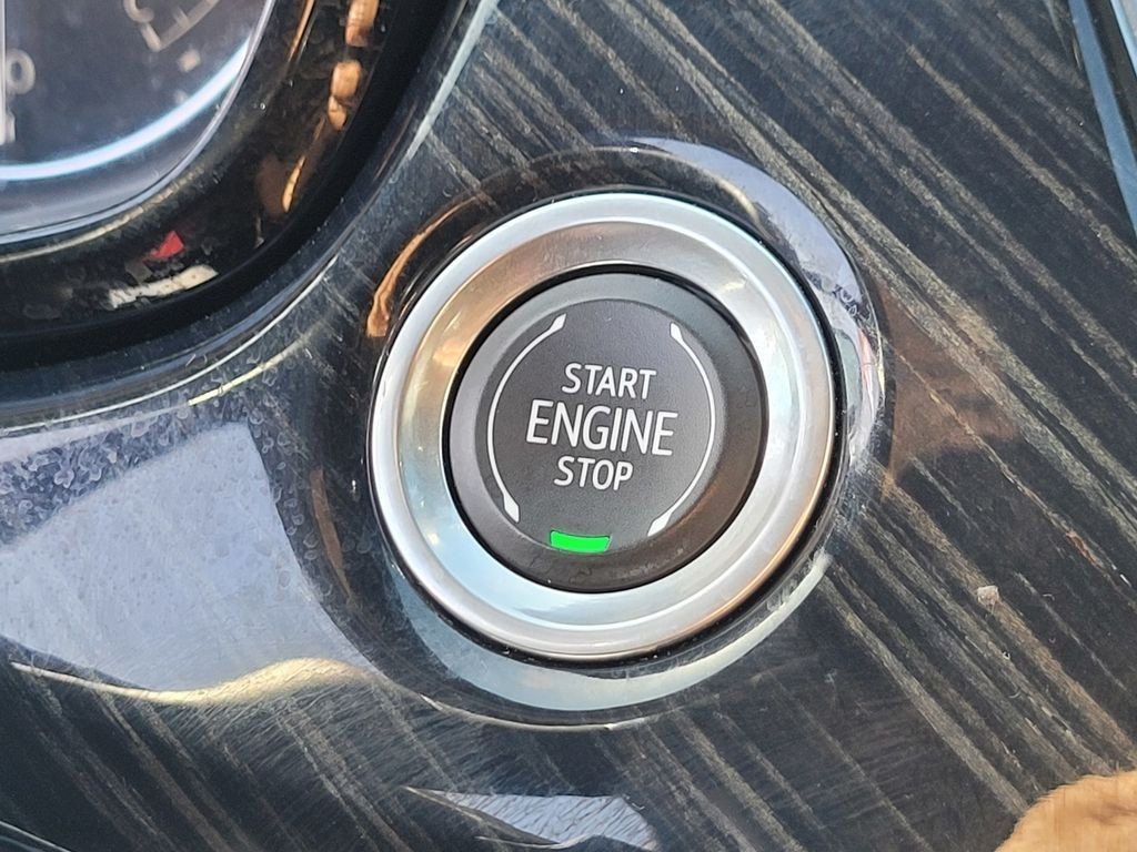 Certified 2024 Cadillac XT6 Premium Luxury FWD image 30