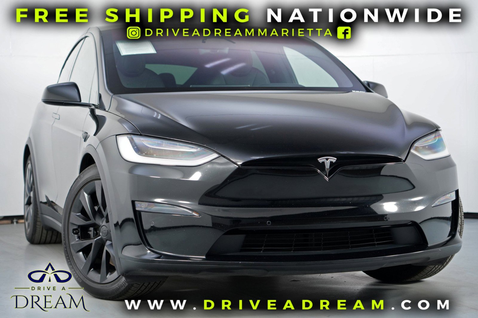Used 2022 Tesla Model X Plaid image 2
