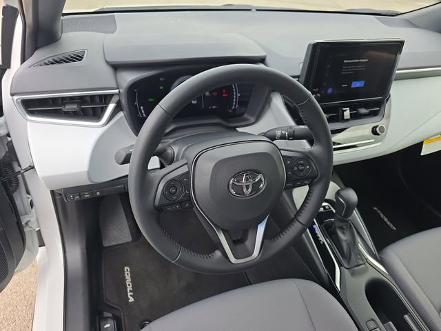 Used 2026 Toyota Corolla SE image 15