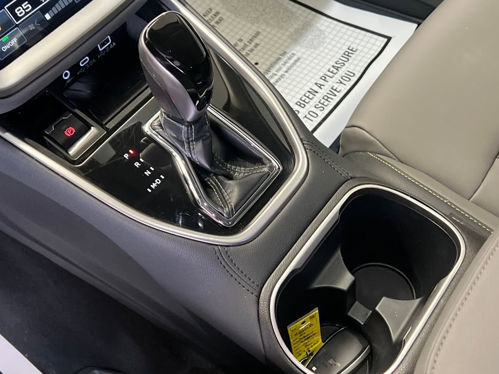 Used 2024 Subaru Outback Onyx Edition w/ Popular Package #2 image 28