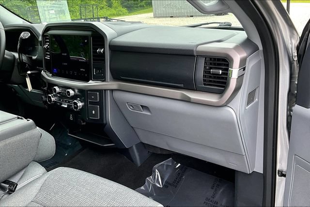 Used 2025 Ford F150 XLT w/ Equipment Group 301A Standard AWD/4WD image 15
