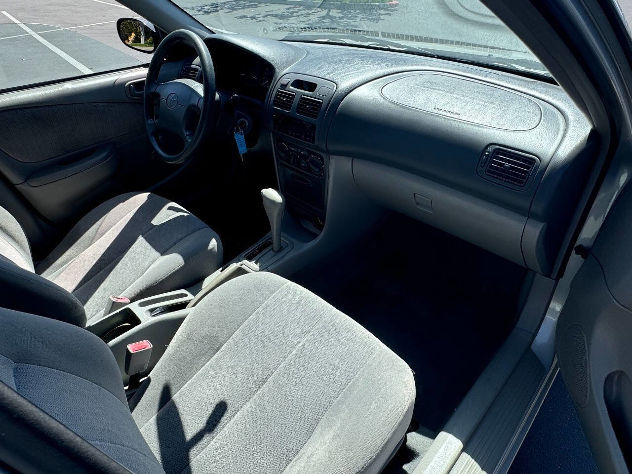 Used 2002 Toyota Corolla CE image 17