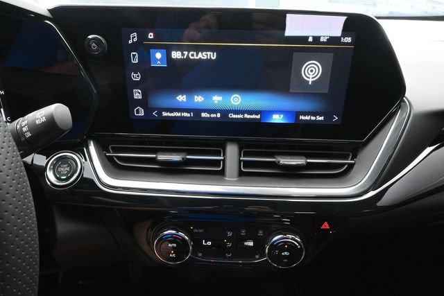 New 2026 Chevrolet Trax RS w/ Sunroof Package FWD image 35