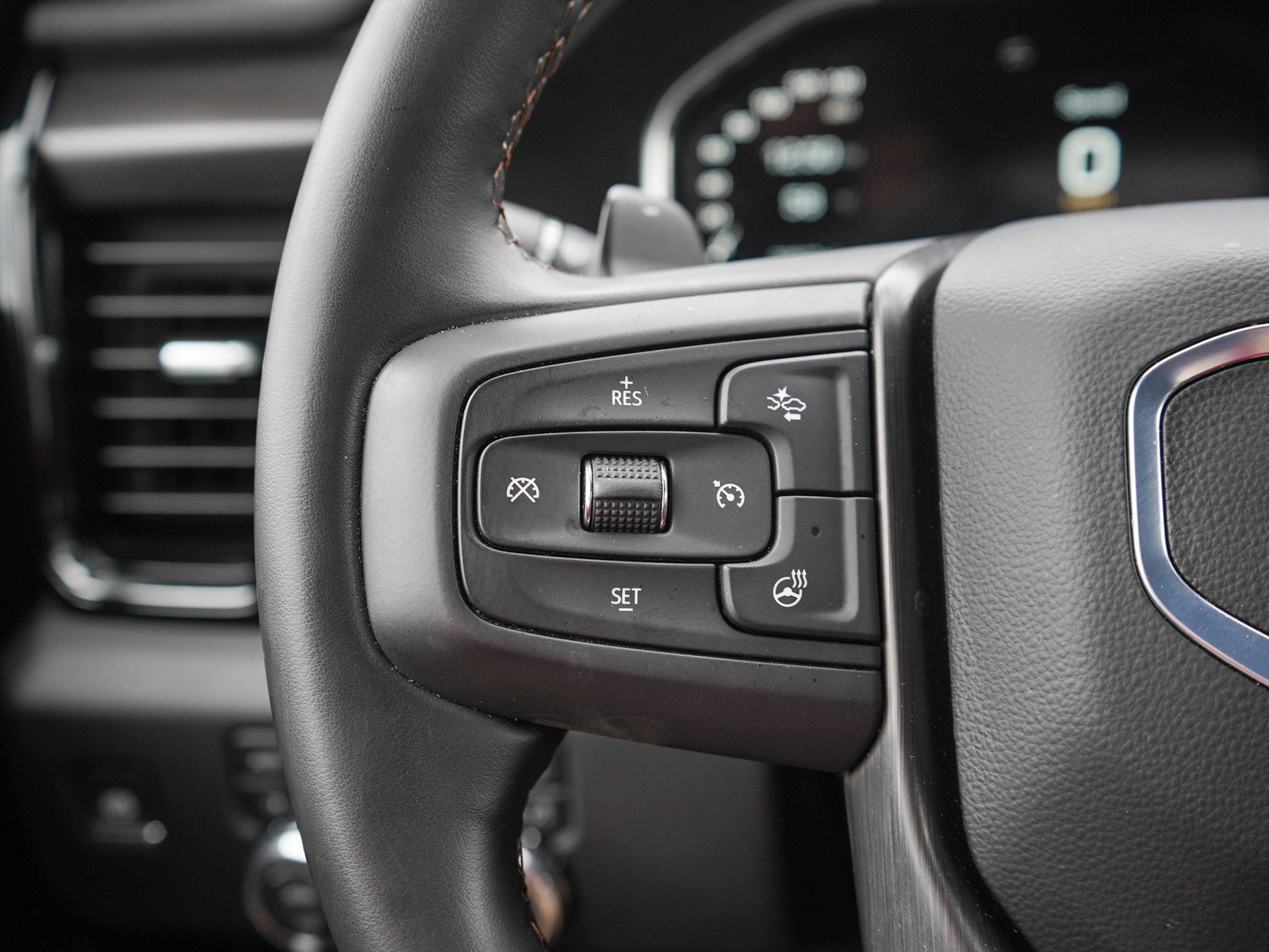 Used 2025 GMC Sierra 1500 AT4 AWD/4WD image 26