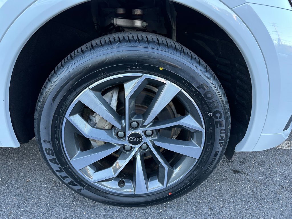 Certified 2023 Audi Q5 2.0T Premium Plus AWD/4WD image 17