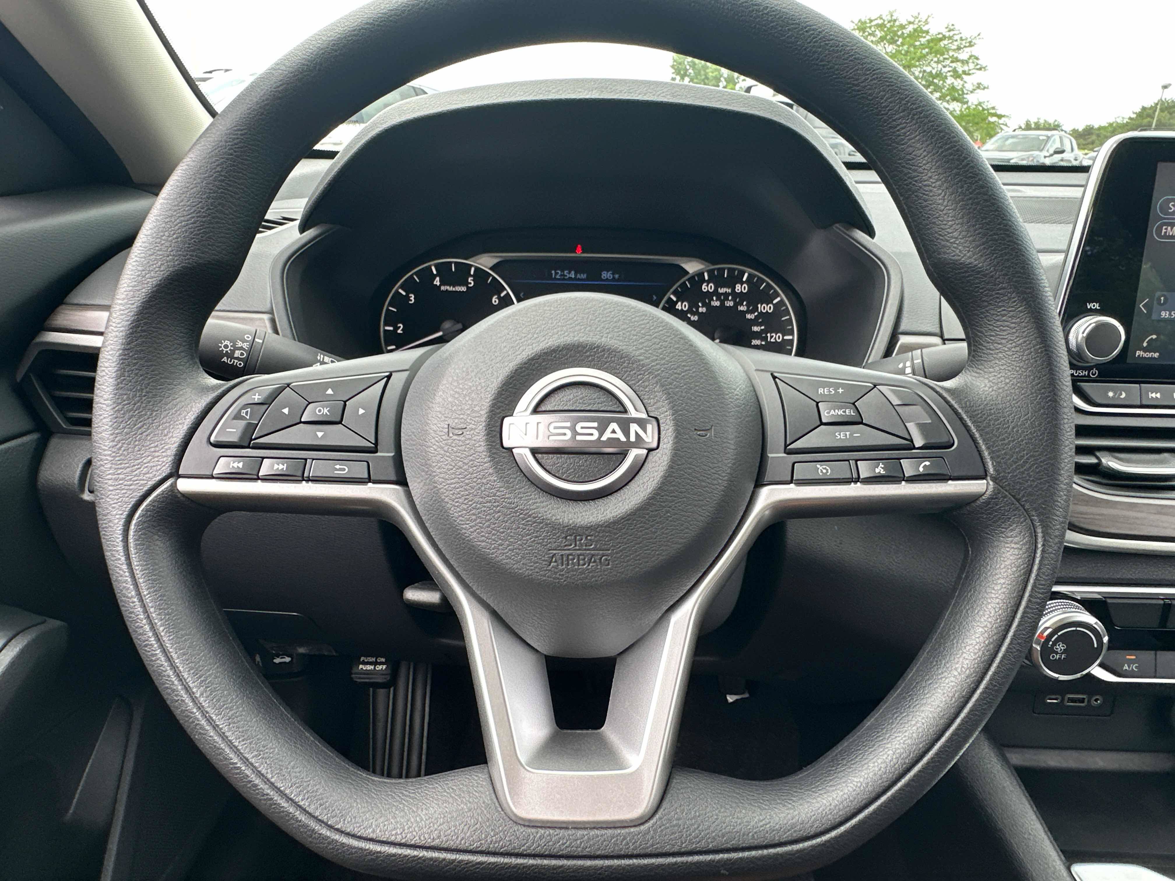 New 2026 Nissan Altima 2.5 SV FWD image 40