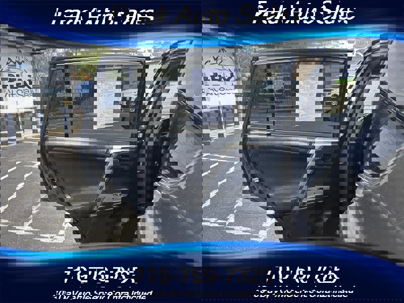 Used 2015 Toyota RAV4 LE image 22