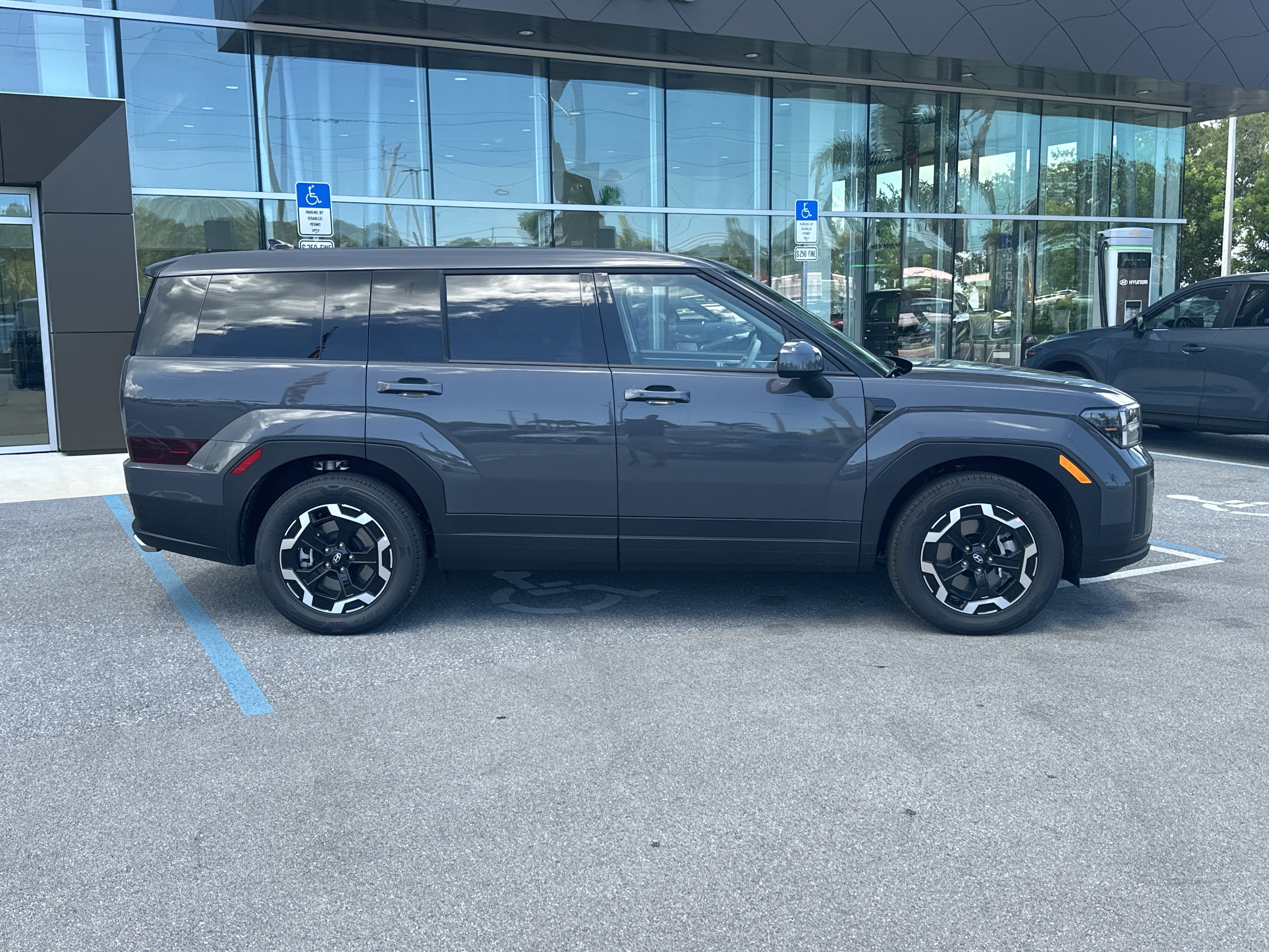 New 2027 Hyundai Santa Fe SE FWD image 5