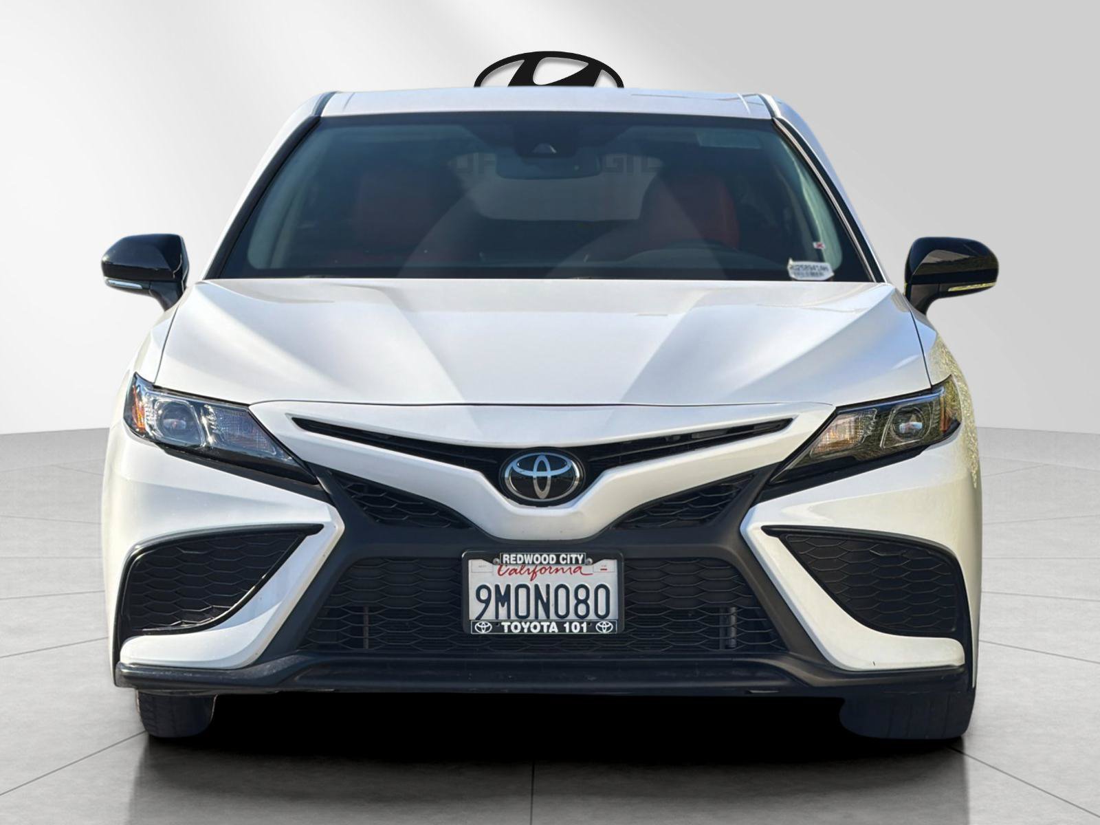 Used 2024 Toyota Camry SE w/ Convenience Package FWD image 8