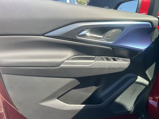 New 2026 Chevrolet Equinox EV LT image 11