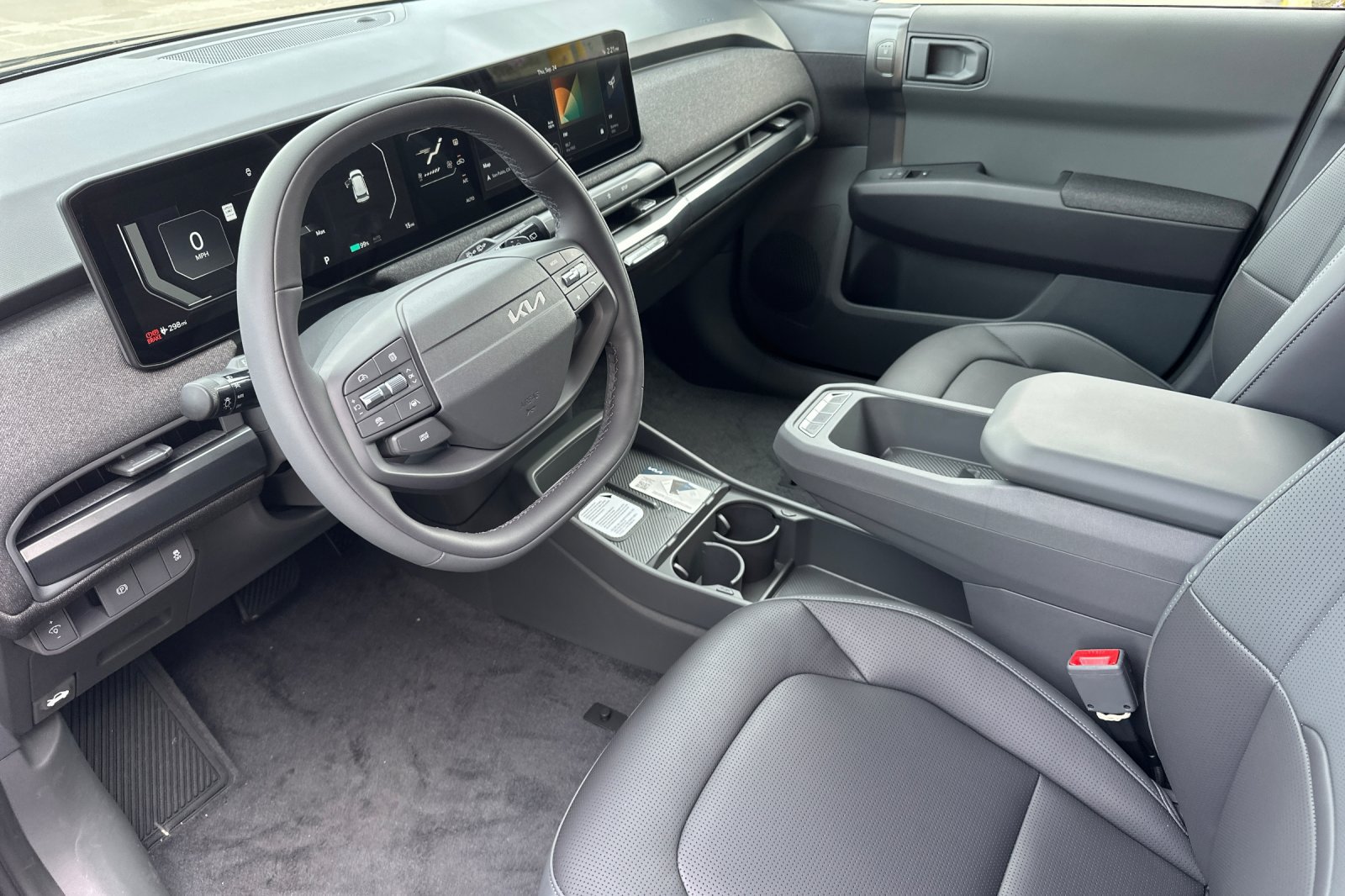 New 2027 Kia EV3 Wind FWD image 10