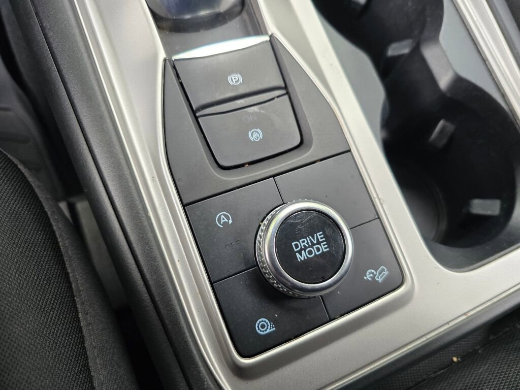 Used 2020 Ford Explorer XLT w/ Class III Trailer Tow Package image 35