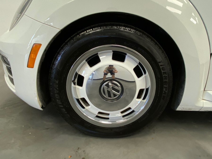 Used 2018 Volkswagen Beetle 2.0T Coast FWD image 28