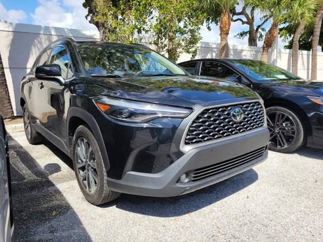 Used 2025 Toyota Corolla Cross XLE w/ Convenience Package