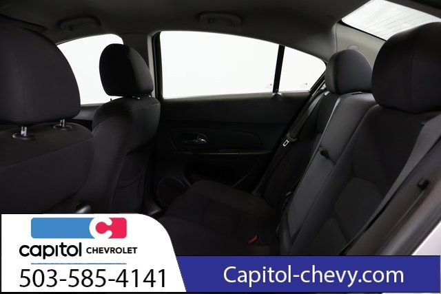 Used 2016 Chevrolet Cruze LT w/ Technology Package image 29