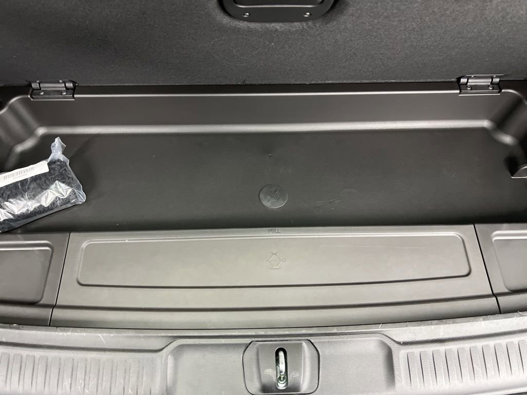 Used 2025 Jeep Wagoneer 4WD w/ Convenience Group I image 12