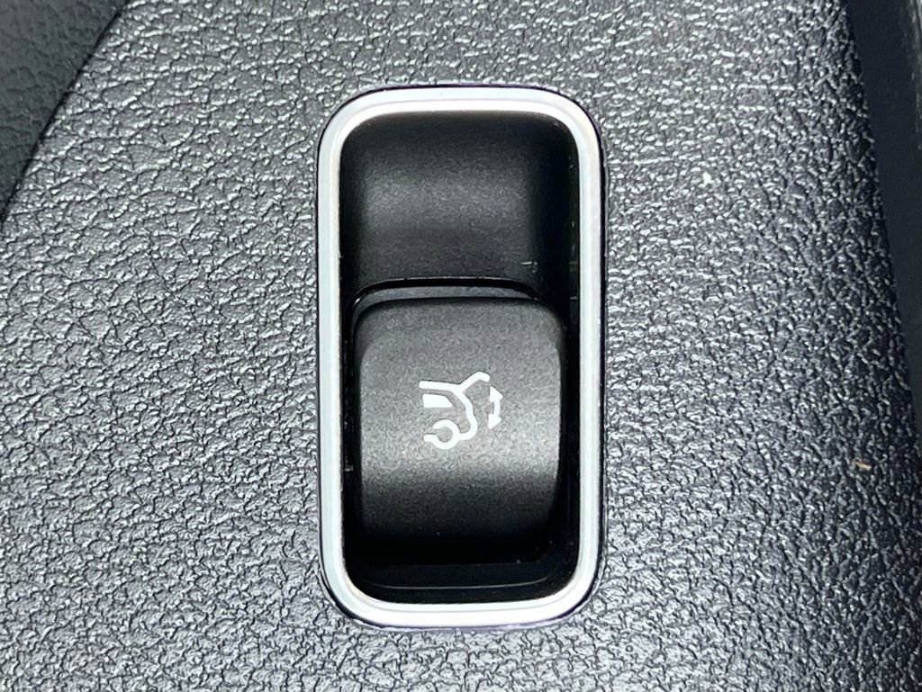 Certified 2024 Mercedes-Benz GLE 450 4MATIC image 25