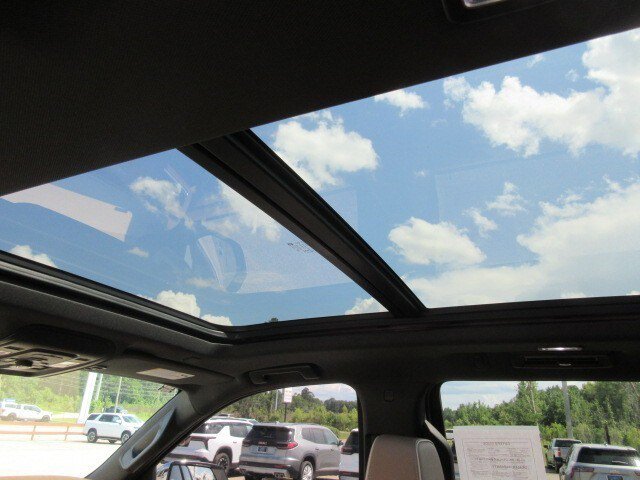 Used 2023 Chevrolet Tahoe Premier RWD image 17