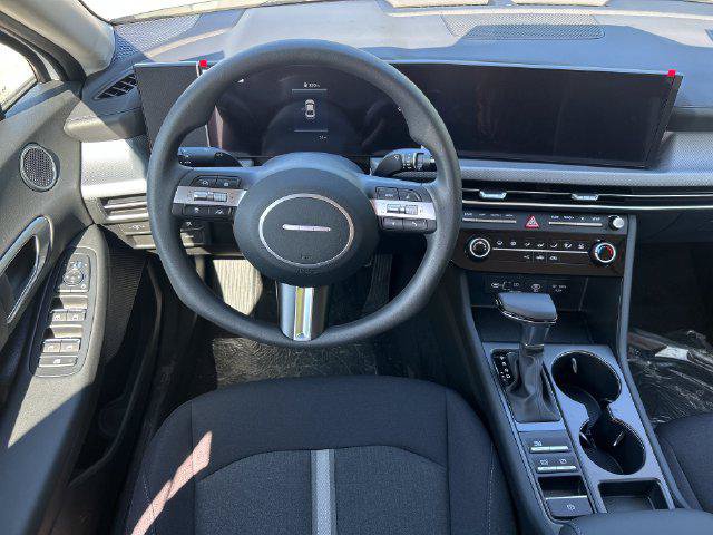 New 2026 Hyundai Sonata SE FWD image 17