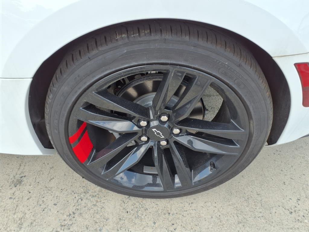 Used 2024 Chevrolet Camaro LT w/ Redline Edition image 6