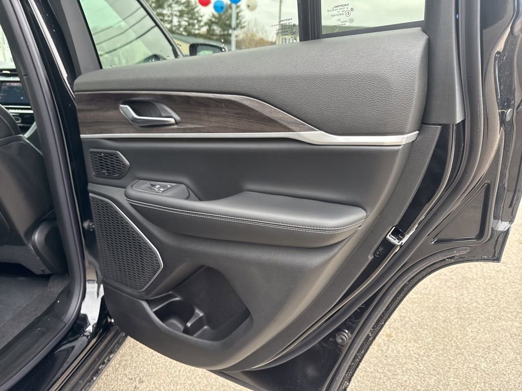 New 2026 Jeep Grand Cherokee Limited image 29