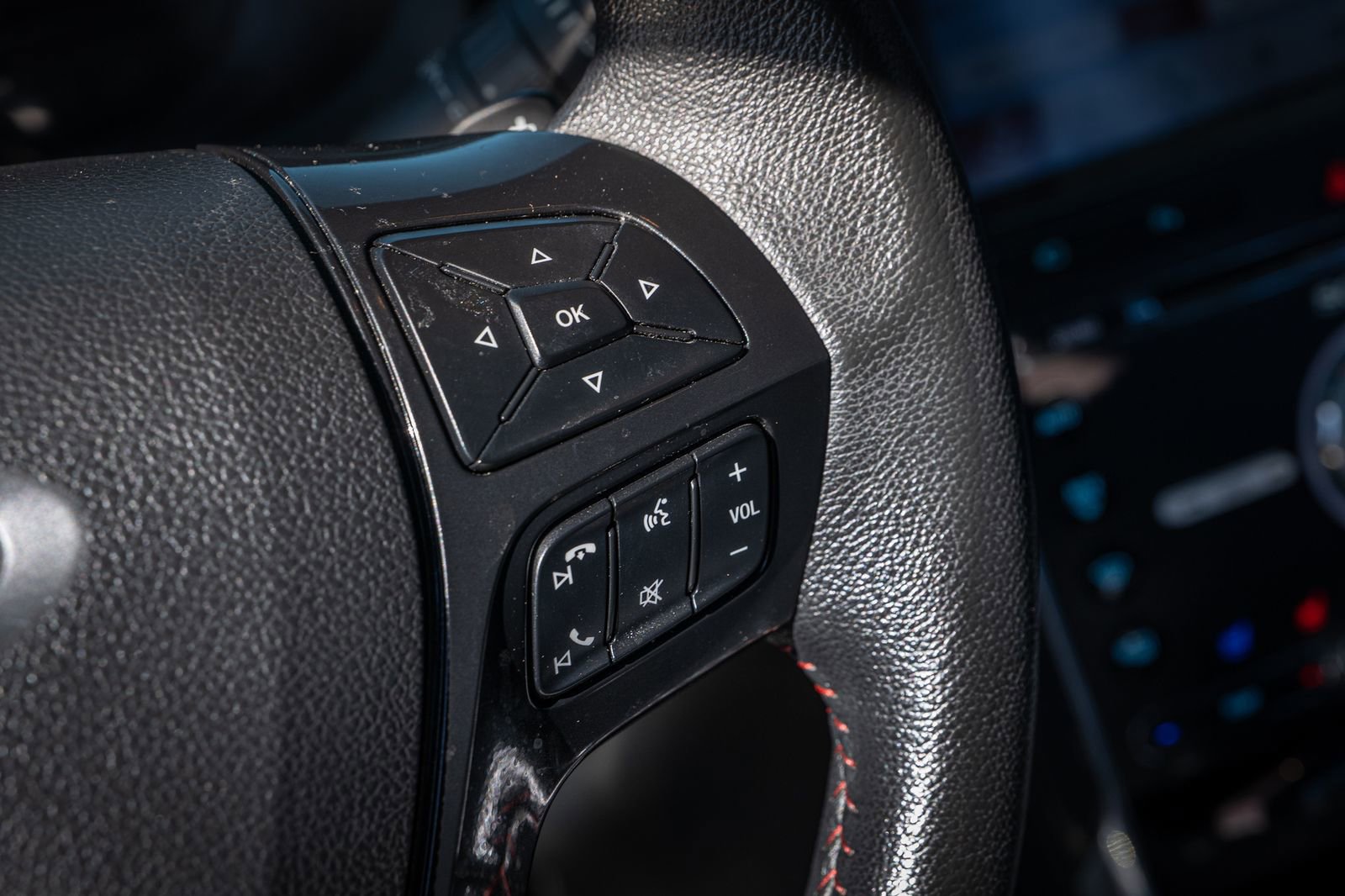 Used 2017 Ford Explorer Sport w/ Equipment Group 401A image 18