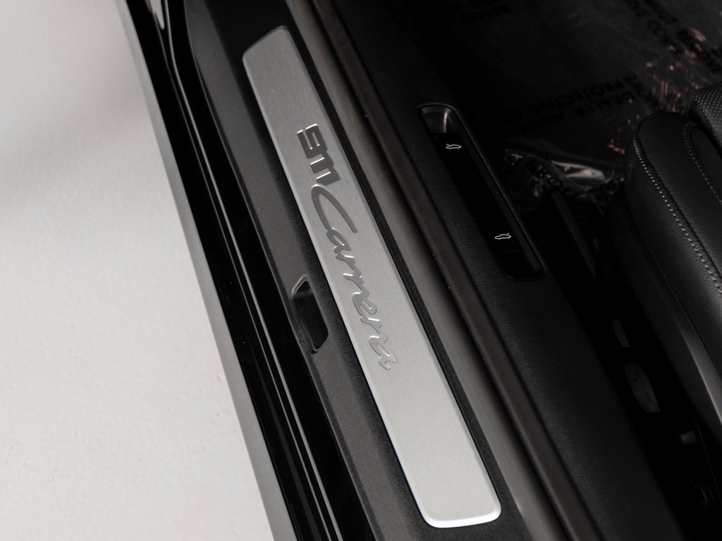 Certified 2025 Porsche 911 Carrera image 35