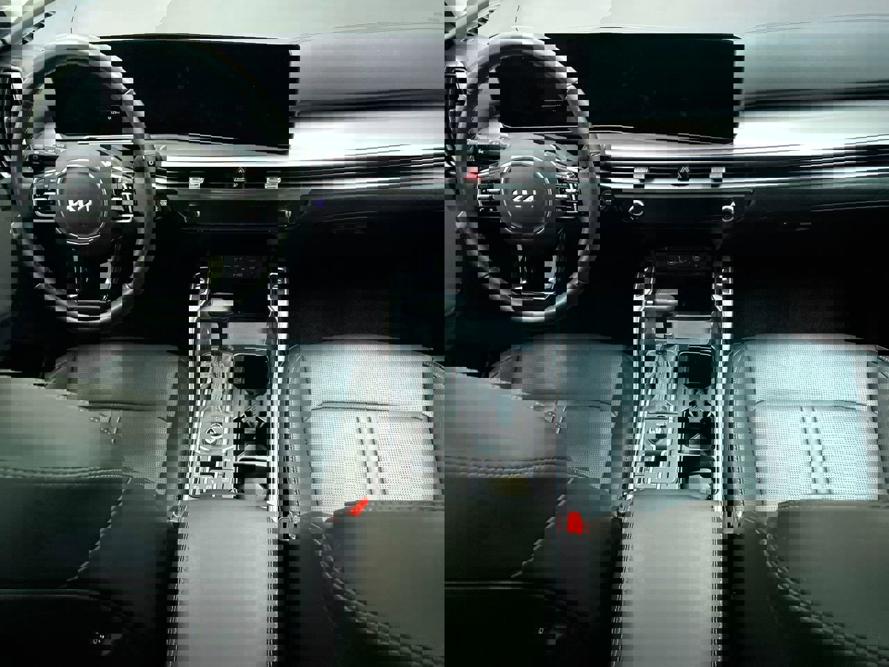 Certified 2025 Kia Sorento S w/ Panoramic Sunroof Package image 31