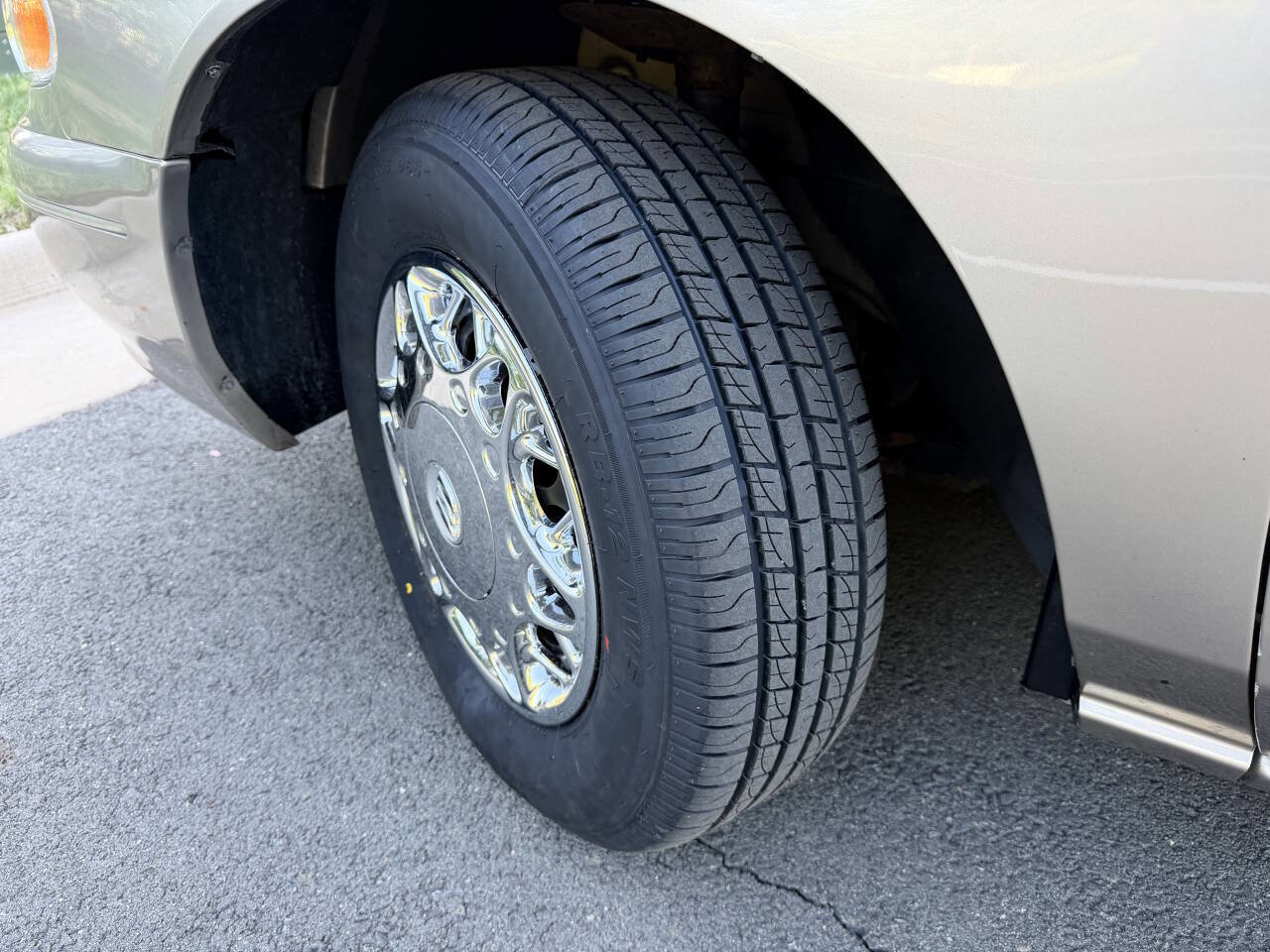 Used 2002 Buick Century Limited FWD image 29