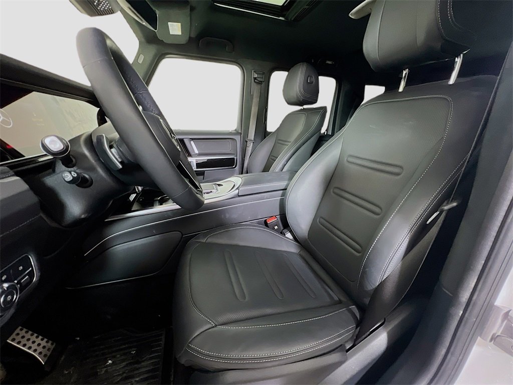 Used 2025 Mercedes-Benz G 550 image 11