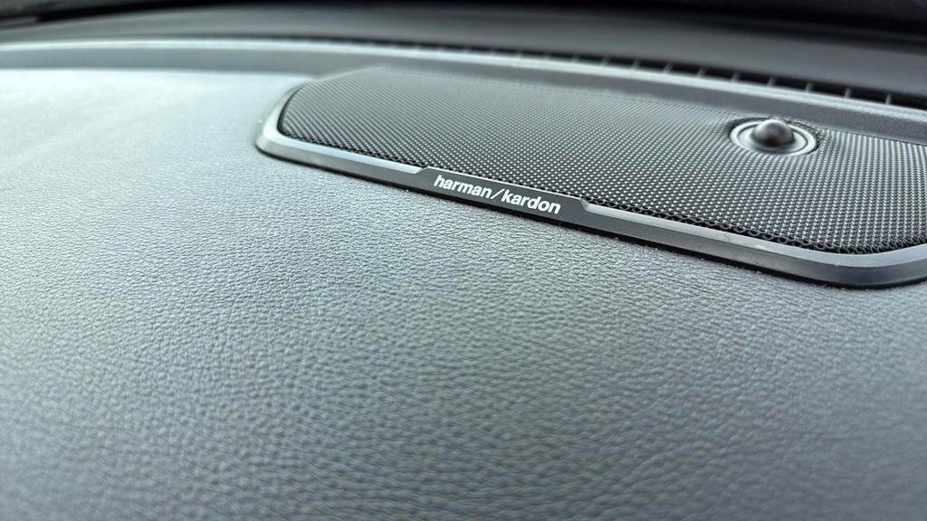 Used 2019 RAM 1500 Laramie RWD image 34