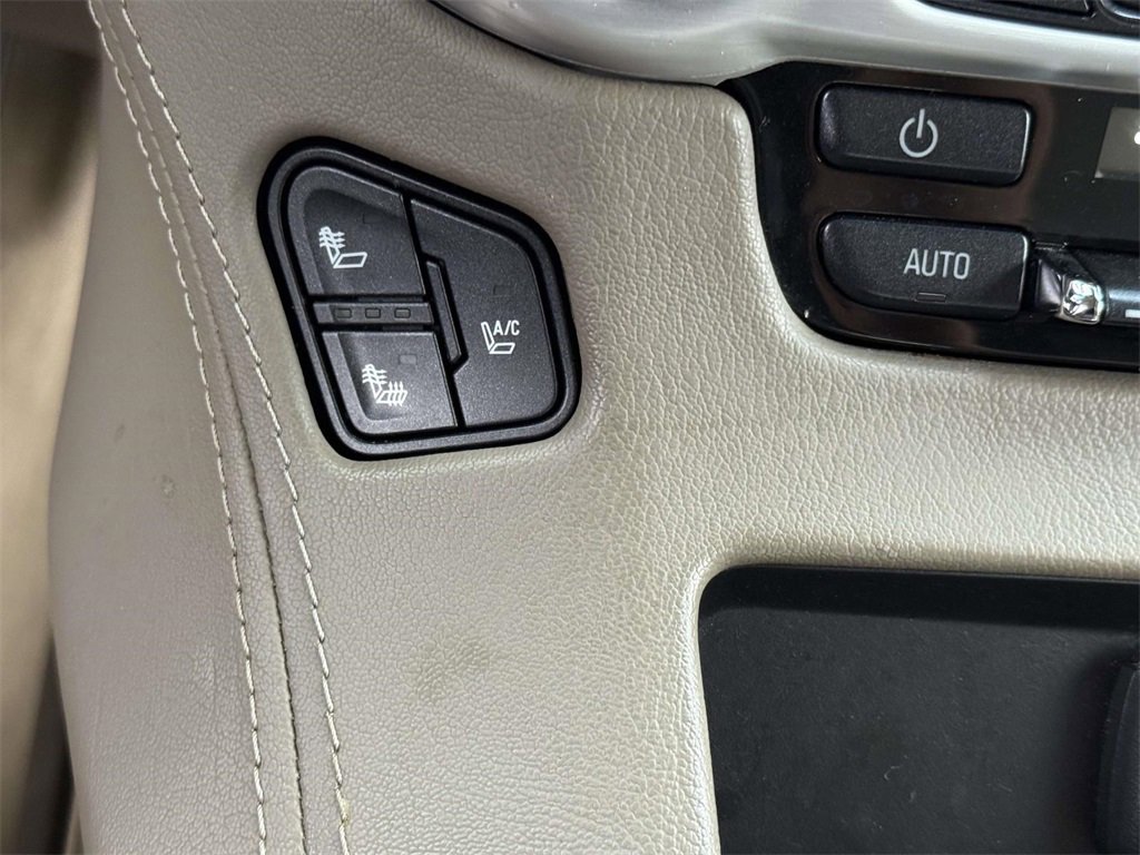 Used 2016 GMC Yukon SLT w/ Open Road Package image 7