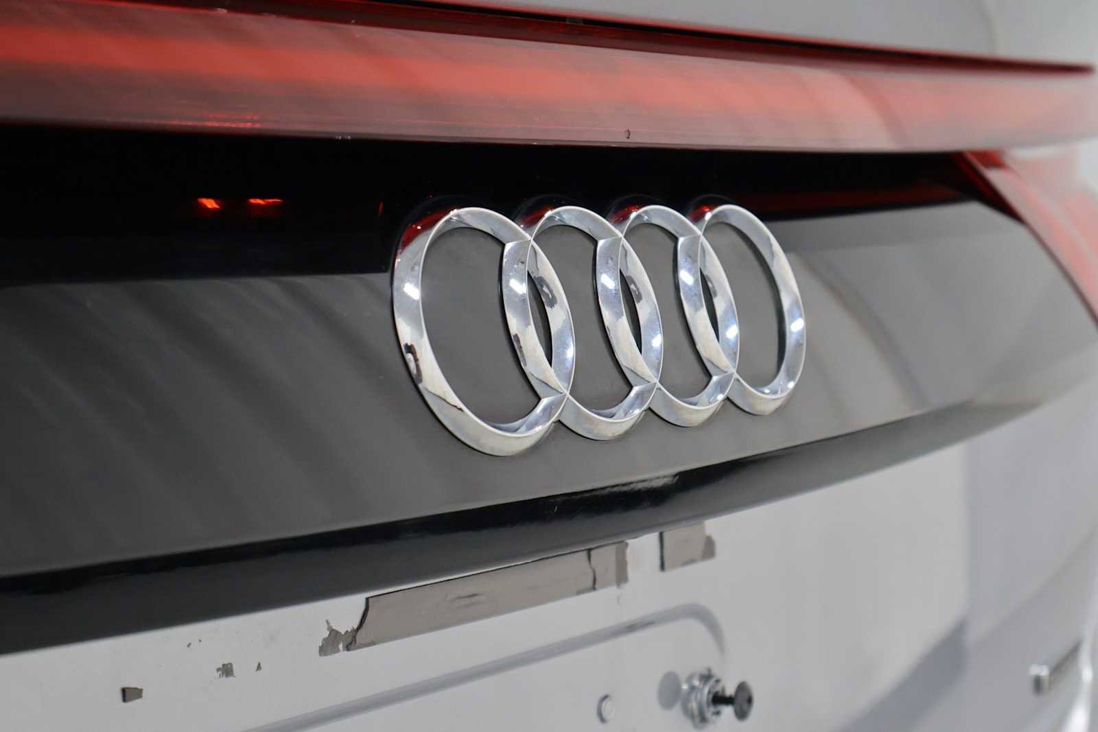 Used 2021 Audi Q8 Premium Plus w/ Premium Plus Package AWD/4WD image 8